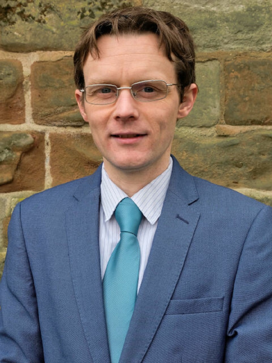 After his late diagnoses of autism and ADHD, Neil discusses how flexible working and support from colleagues have helped him thrive in his role as a Bid Writer at Sanctuary.